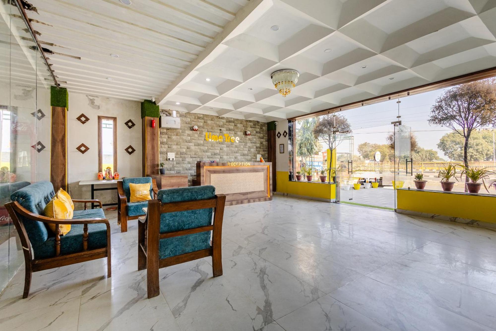 Lime Tree Hotel And Banquet Vrindavan Exterior photo